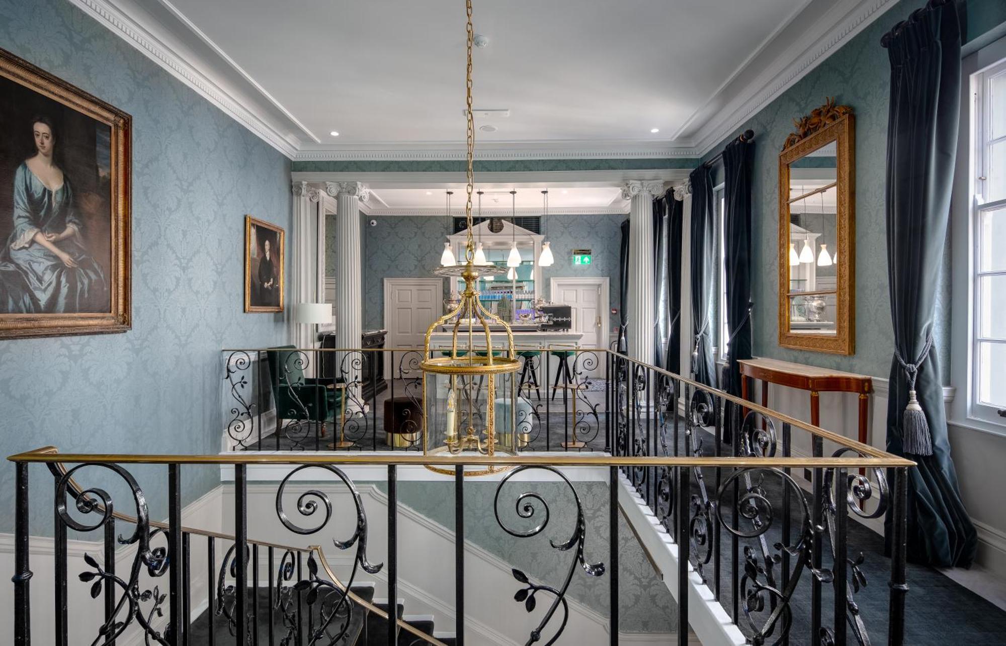 Отель No. 30 Knightsbridge Лондон Экстерьер фото