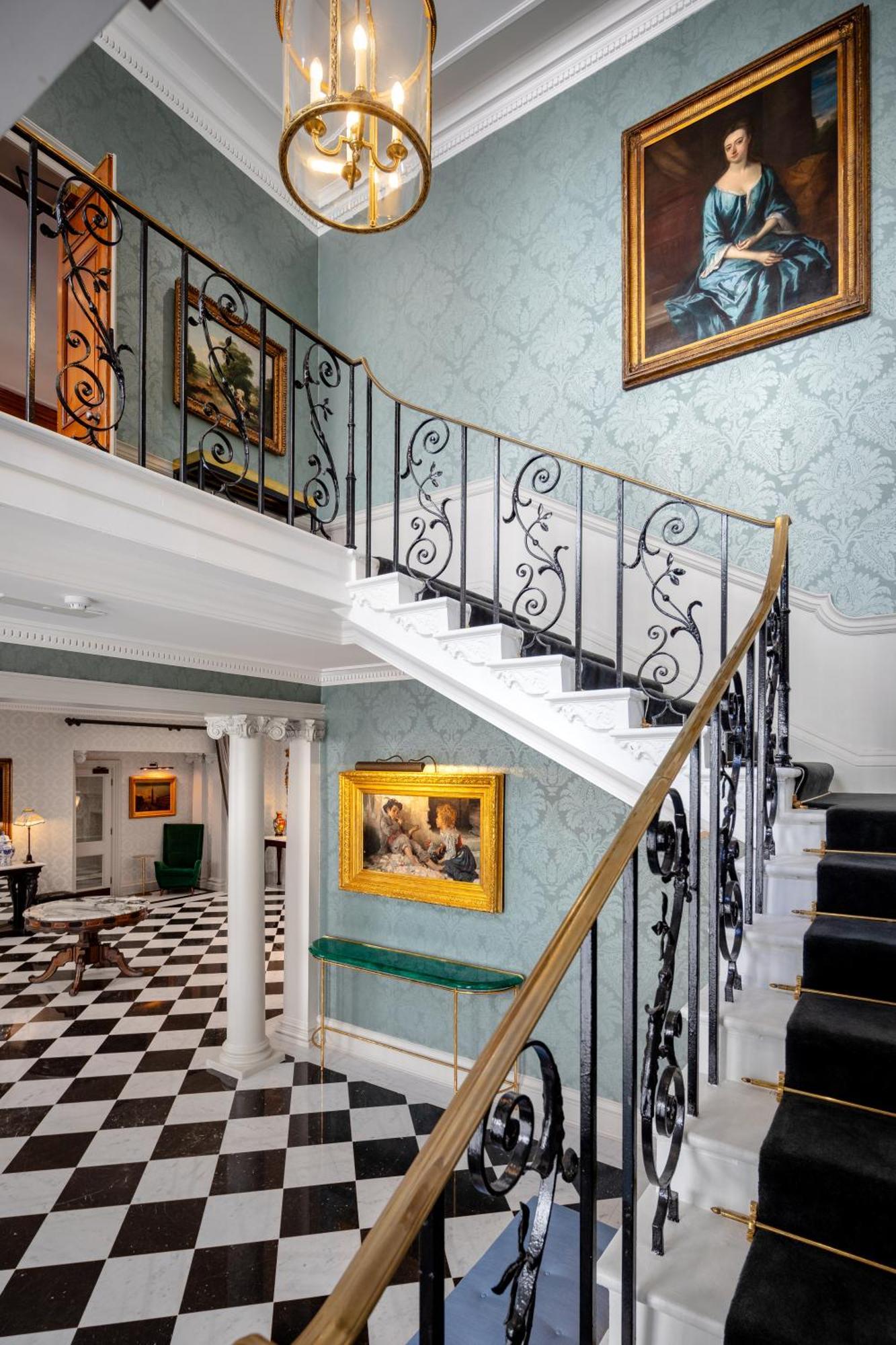 Отель No. 30 Knightsbridge Лондон Экстерьер фото