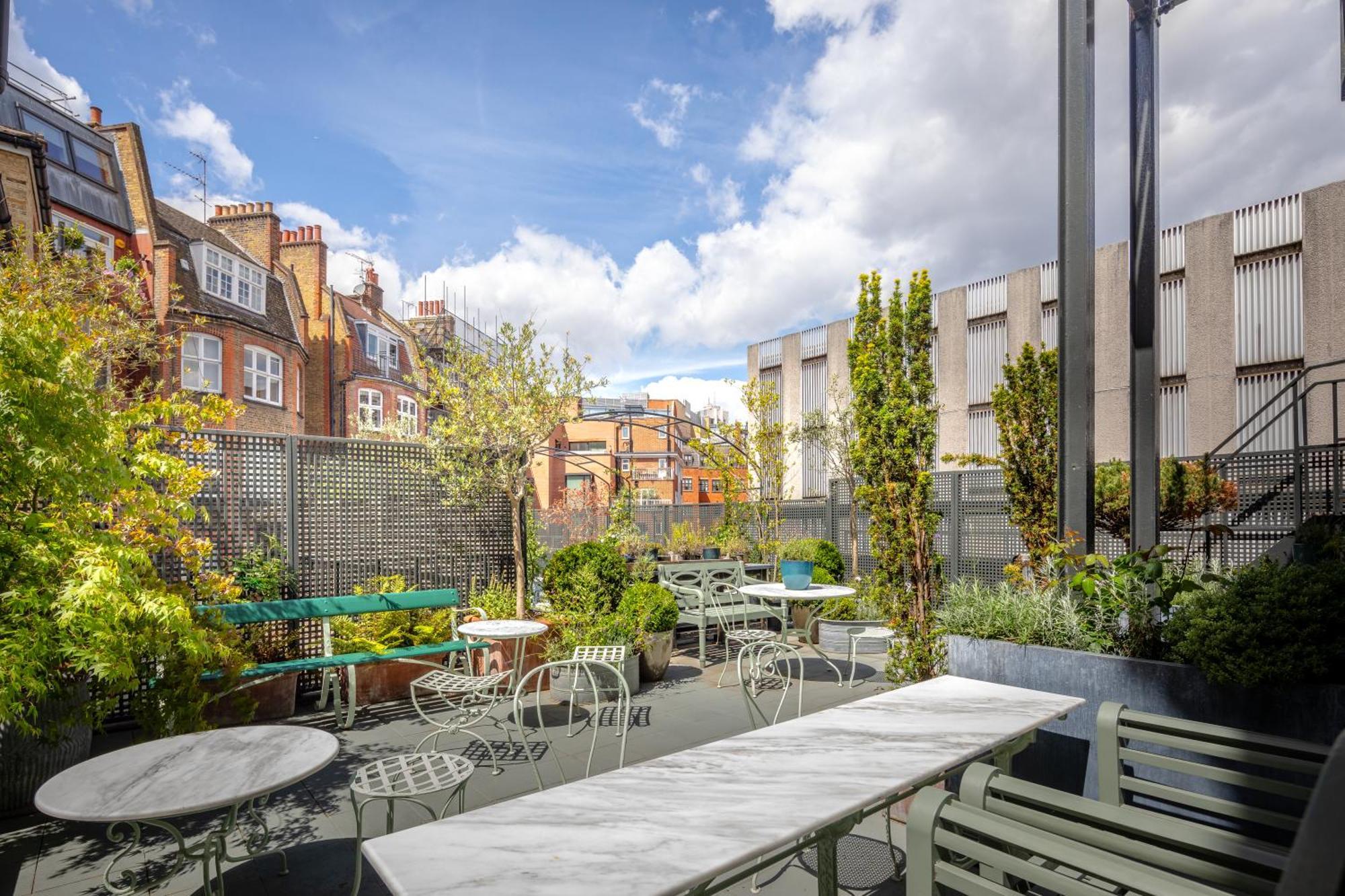 Отель No. 30 Knightsbridge Лондон Экстерьер фото